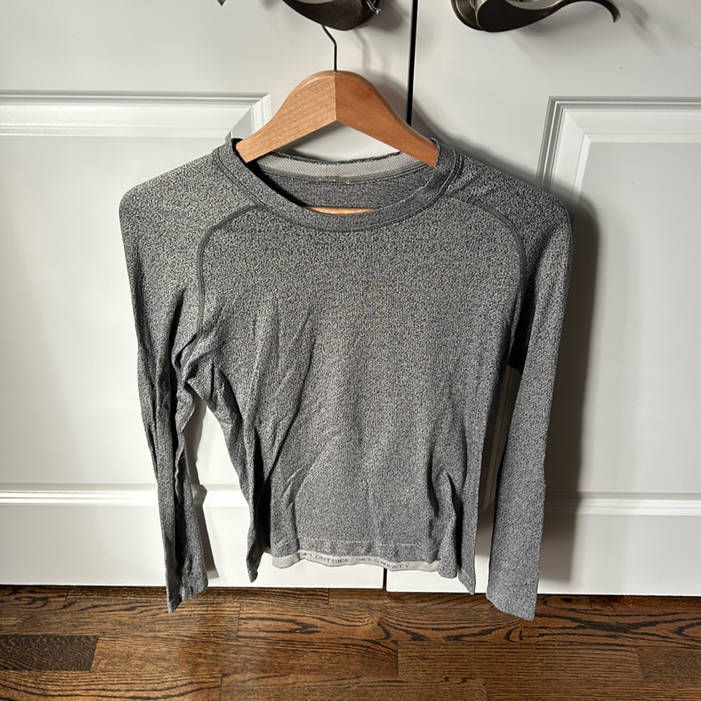 Men’s lululemon longsleeve
